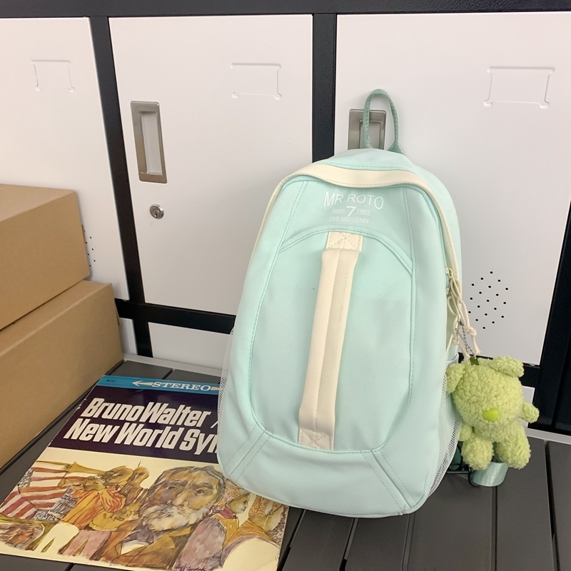 Popular casual crossbody bag, sports backpack, outdoor shoulder bag (light blue [with light green faceless bear])