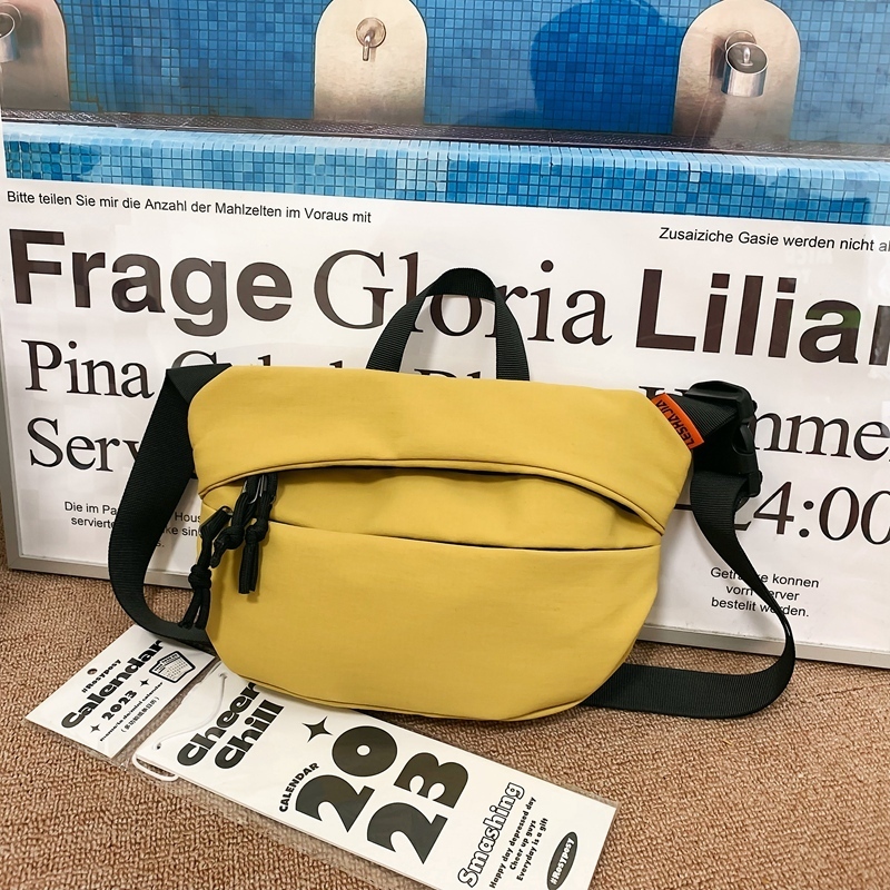 Popular casual crossbody bag, sports backpack, outdoor shoulder bag (yellow)