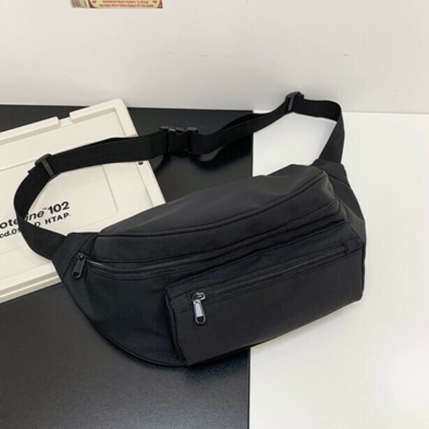 Hot recommended large-capacity crossbody bag (black without pendant)
