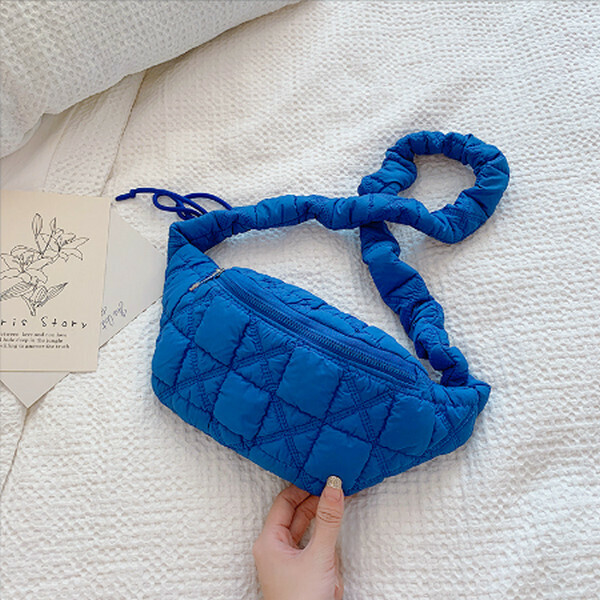 Hot Recommended Solid Color Pleated Shoulder Crossbody Bag [Blue]