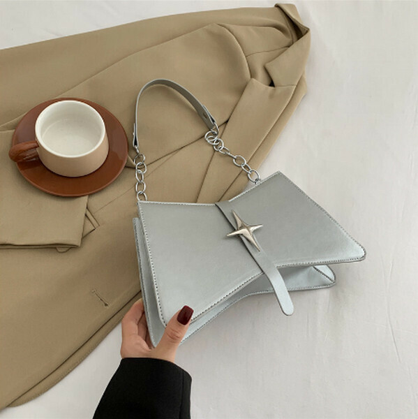 Hot Recommended Retro Commuting Chain Shoulder Crossbody Bag [Gray]