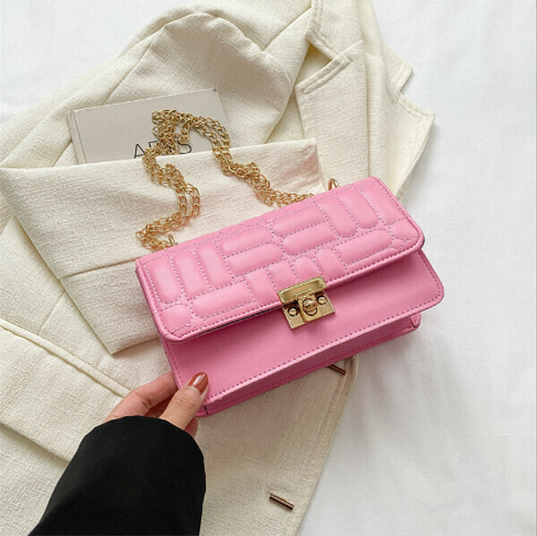 Hotly recommended chain shoulder crossbody bag [pink]