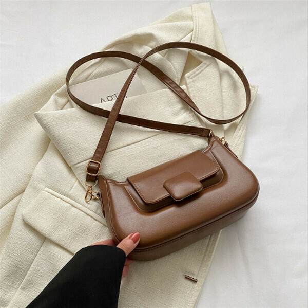 New solid color retro armpit bag crossbody small square bag [brown]