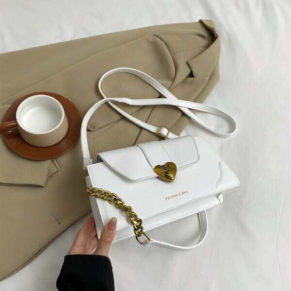 New retro one-shoulder crossbody bag [white]