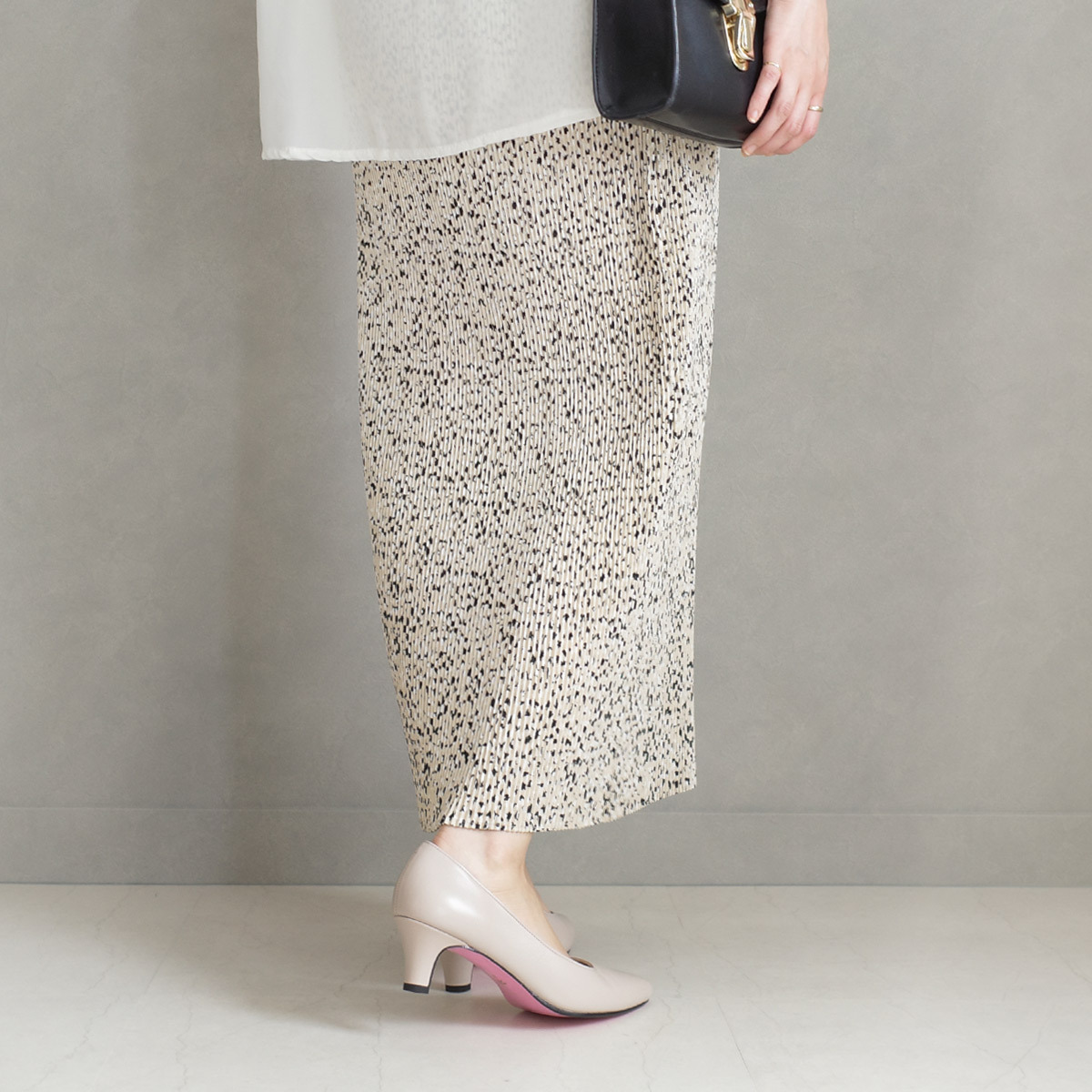 Point nine日本製真皮女用低調粉色鞋底尖頭高跟鞋5公分