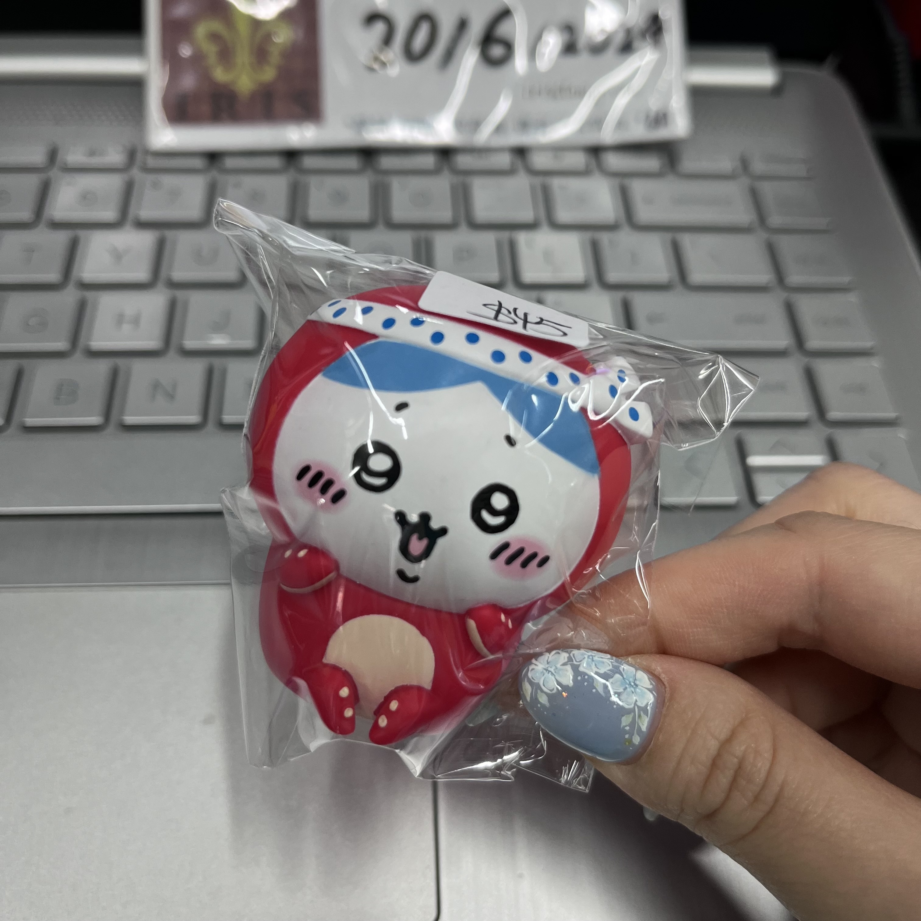 CHIIKAWA 八字貓 figure