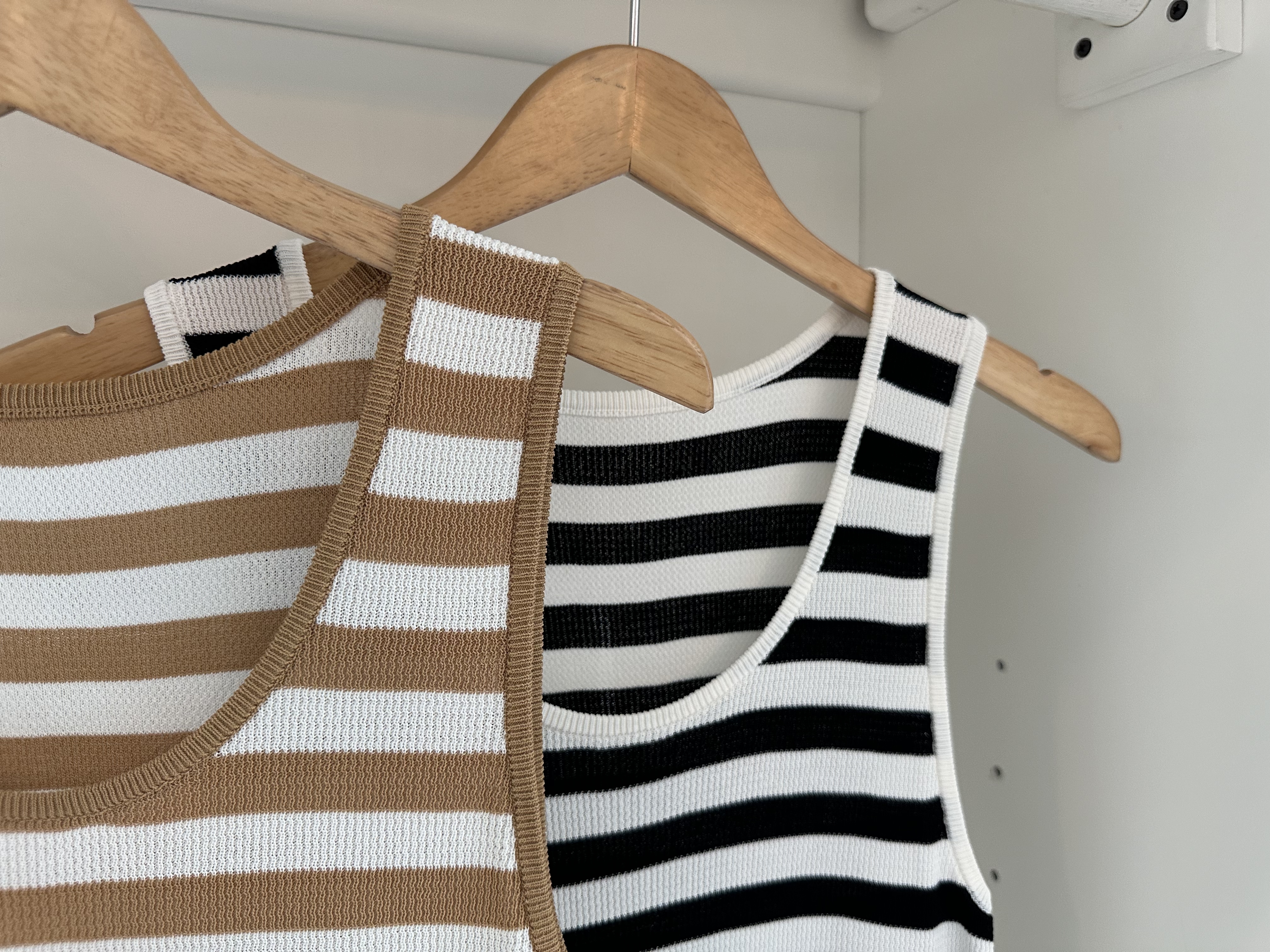STRIPED KNIT TOP