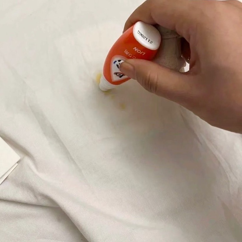 日本LION衣物去漬急救隨身瓶 17ml