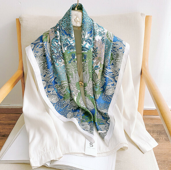 新款印花薄款90方巾絲巾（盛夏-藍白色）（尺寸：90*90cm）