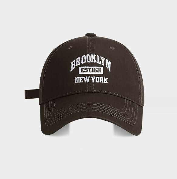 New letter embroidered peaked cap (290 brown)