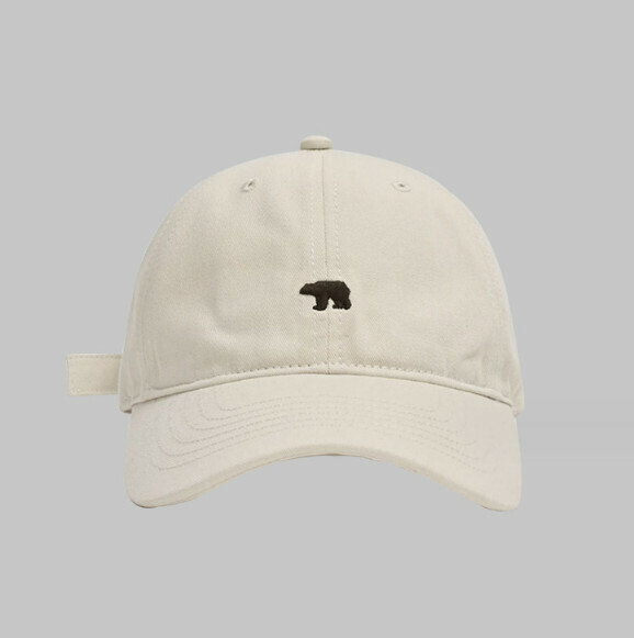 New retro embroidered polar bear peaked cap (502 beige)
