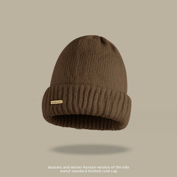 Popular style loose thickened knitted hat with metal label (A-391CHT coffee color)