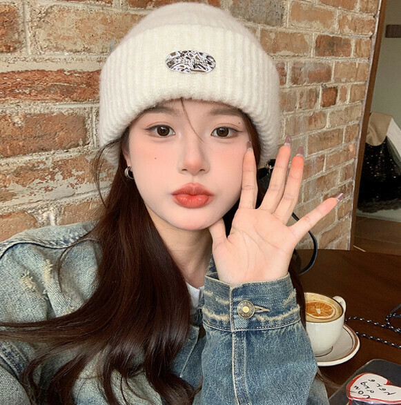 Popular loose and warm thick wool knitted hat (A-495 beige)
