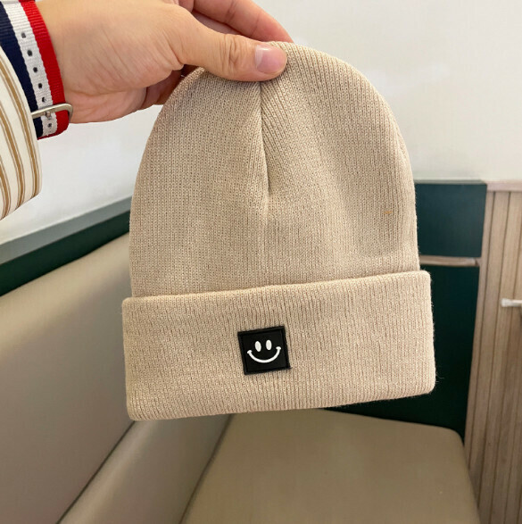Hot style smiley face logo pullover knitted hat (G120 khaki)