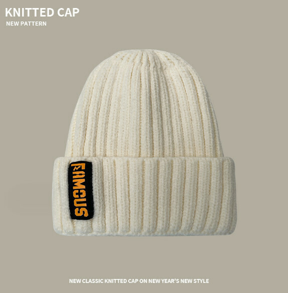 Popular warm and ear-protecting cloth-labeled knitted hat (A-467 milky white)