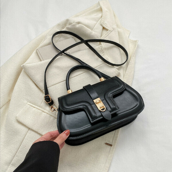 New Simple Solid Color Handbag Versatile Shoulder Crossbody Small Square Bag [Black]