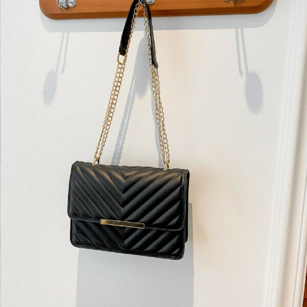 New versatile chain armpit bag [black]