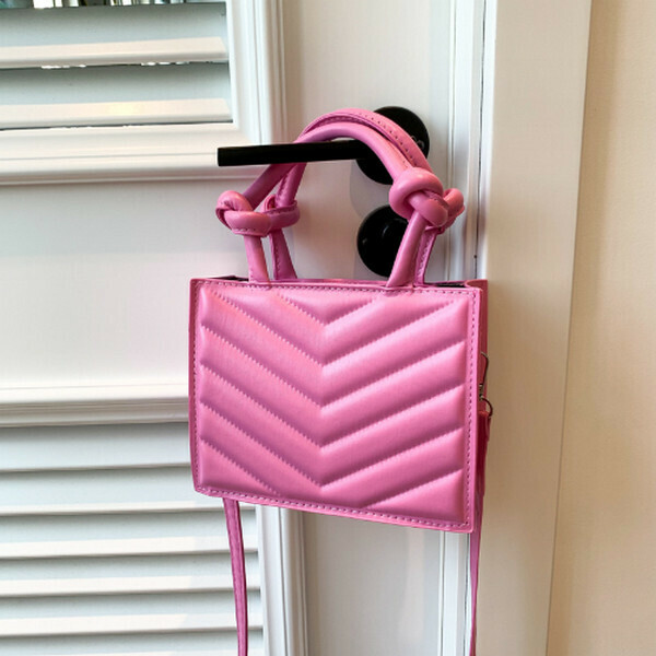 New solid color knotted handbag shoulder crossbody bag [pink]