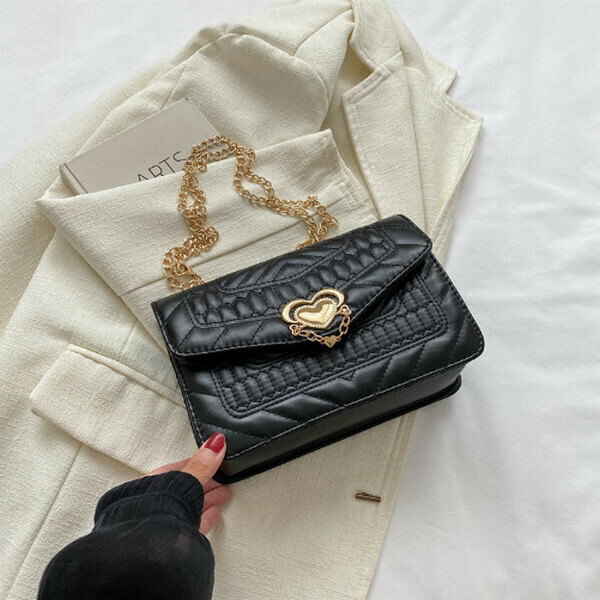 New chain shoulder crossbody bag [black]