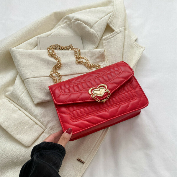 New chain shoulder crossbody bag [red]