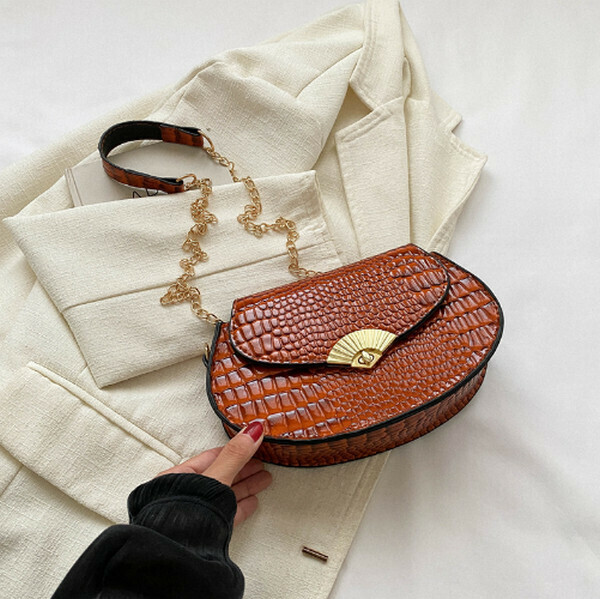 New versatile chain shoulder crossbody bag [brown]