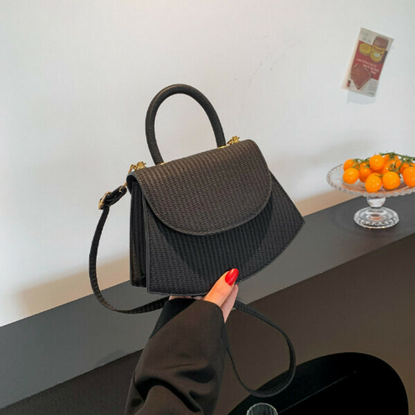 New versatile solid color handbag shoulder crossbody bag [black]