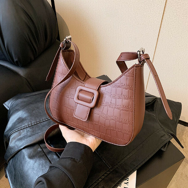 New versatile solid color single shoulder crossbody bag [coffee color]