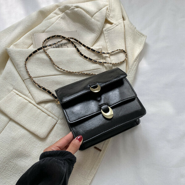 New retro solid color crossbody small square bag [black]