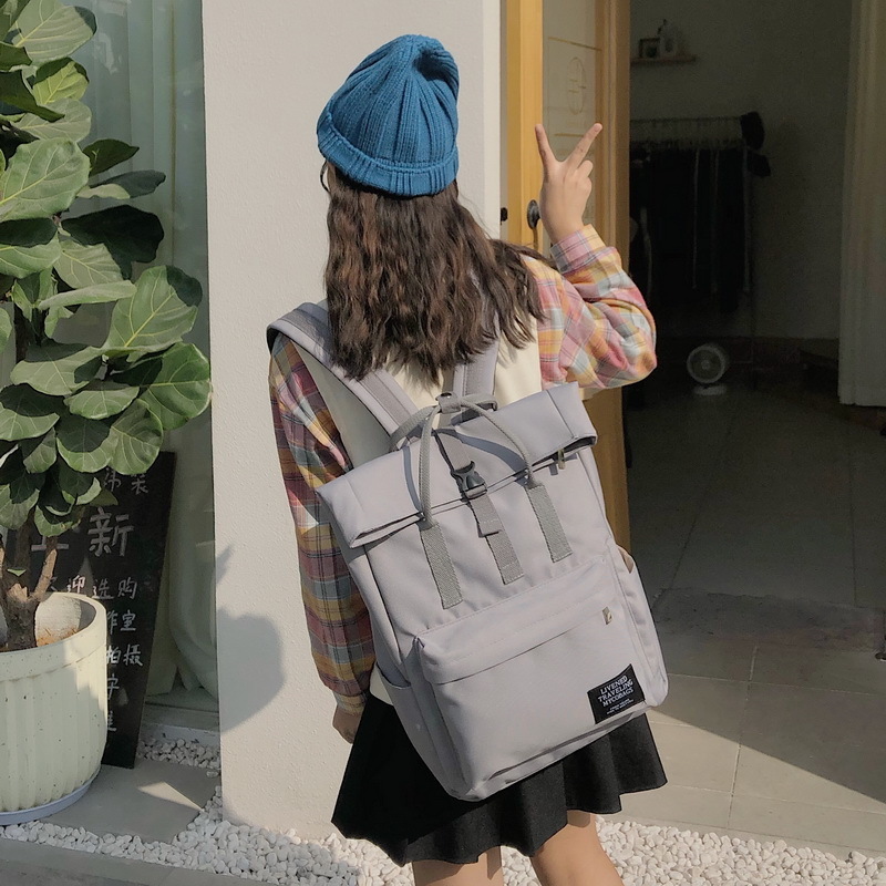 New large-capacity travel outdoor backpack computer bag (dark gray small [can hold 14-inch computer] [without pendant])