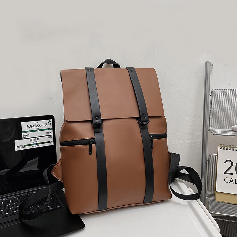 New Large Capacity Travel Outdoor Backpack Computer Bag (Brown)