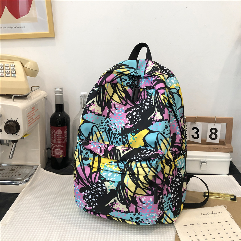 New Large Capacity Travel Outdoor Backpack School Bag Backpack (Graffiti)