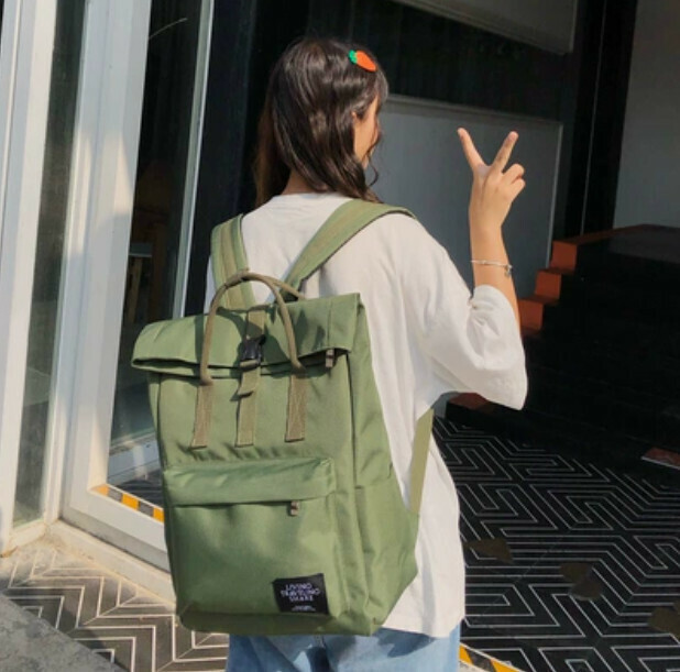 New computer bag backpack (military green (large size) can hold a 15.6-inch computer)