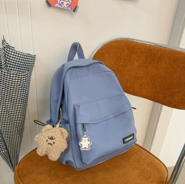 New simple and versatile small backpack for women (blue with brown fat star pendant + 1 badge)