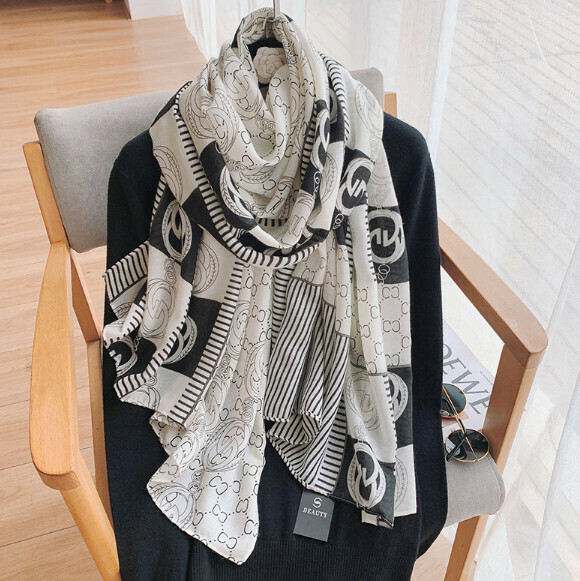 Popular versatile cotton and linen scarf (B-black and white) (size: 180*85cm)