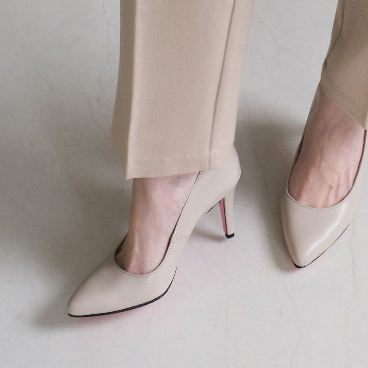 Point nine日本製真皮女用低調粉色鞋底尖頭高跟鞋9公分