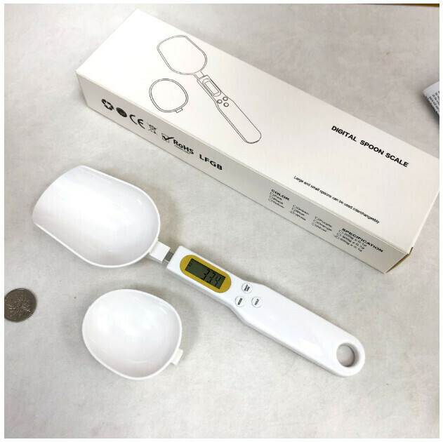 激抵電子秤手持量勺秤食物配料秤（白色 500g/0.1g 尺寸：26.*6.8*3.5cm ）