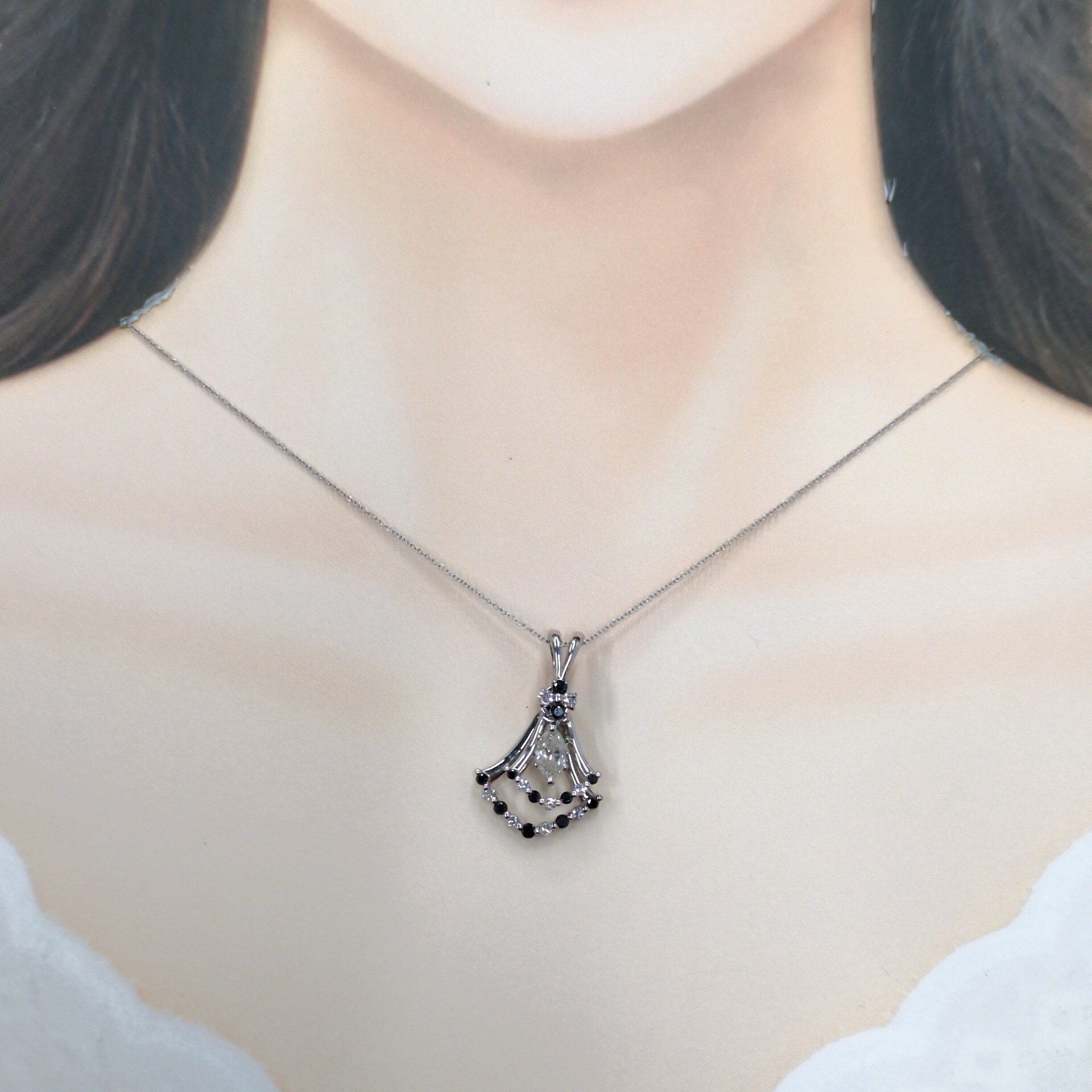 18K White Gold 1.28ct Marquise Diamond Pendent