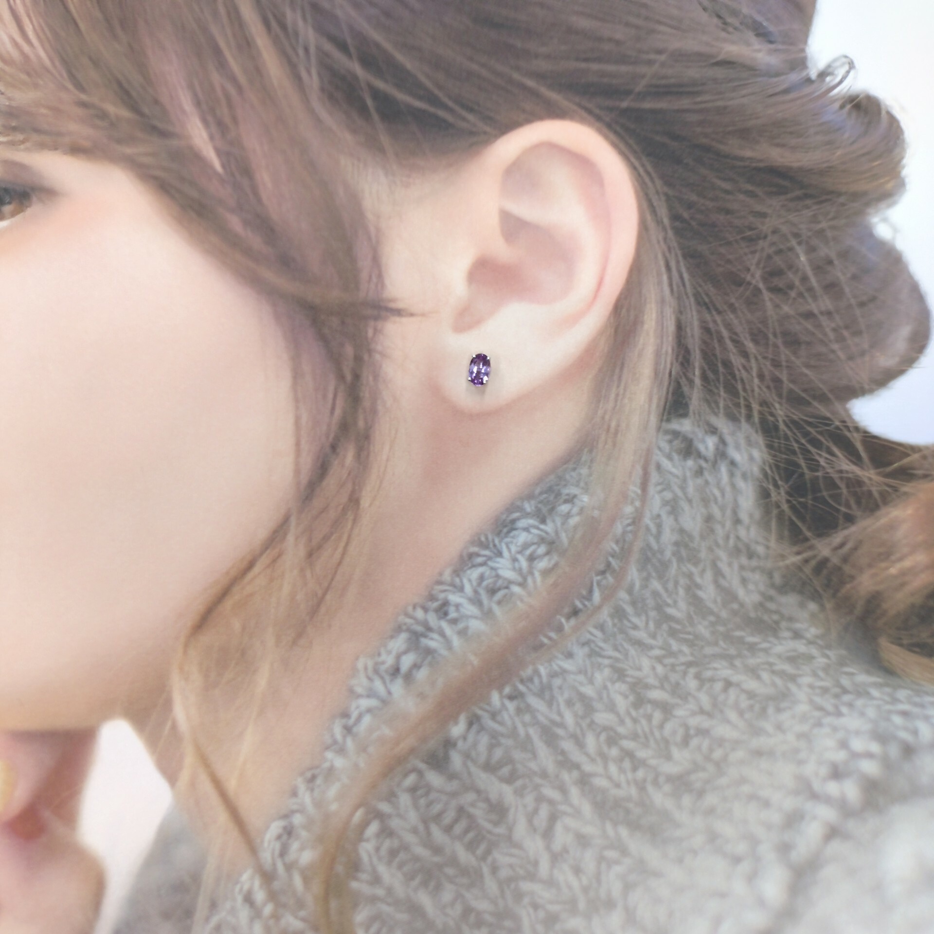 全新18K白金【主石1卡27份藍寶石】4爪耳環