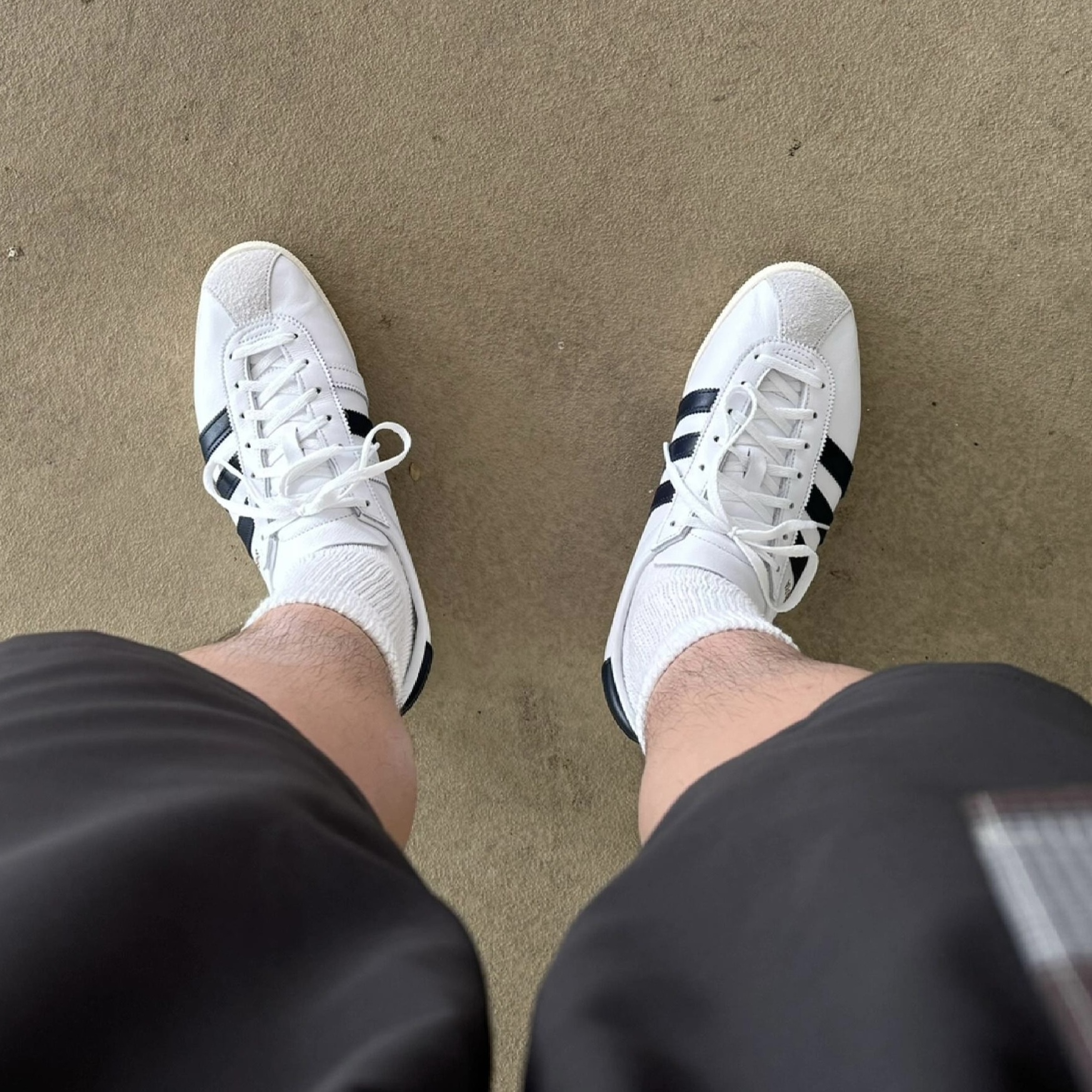 ADIDAS ORIGINALS SHIBUYA x Billy's 10週年澀谷限定深藍白男女鞋
