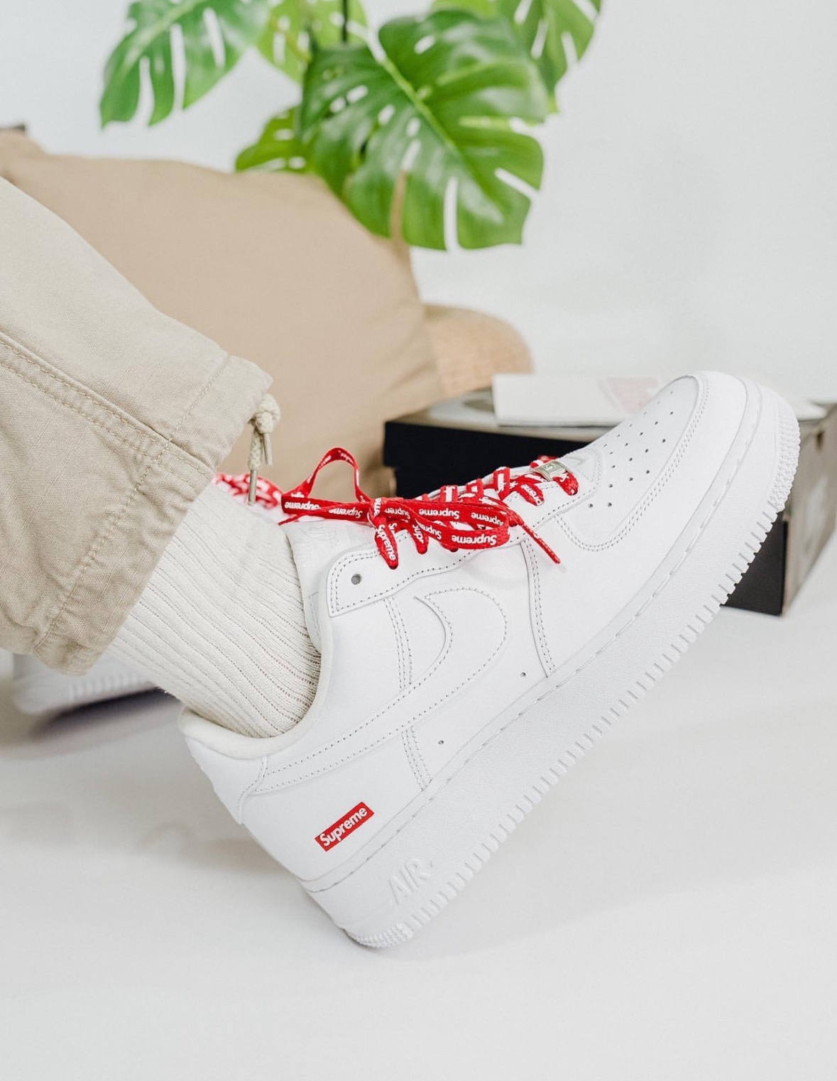 【APAIR】預購 Supreme x Nike Air Force 1 Low 聯名款 黑/白 男鞋 CU9225-100 CU9225-001