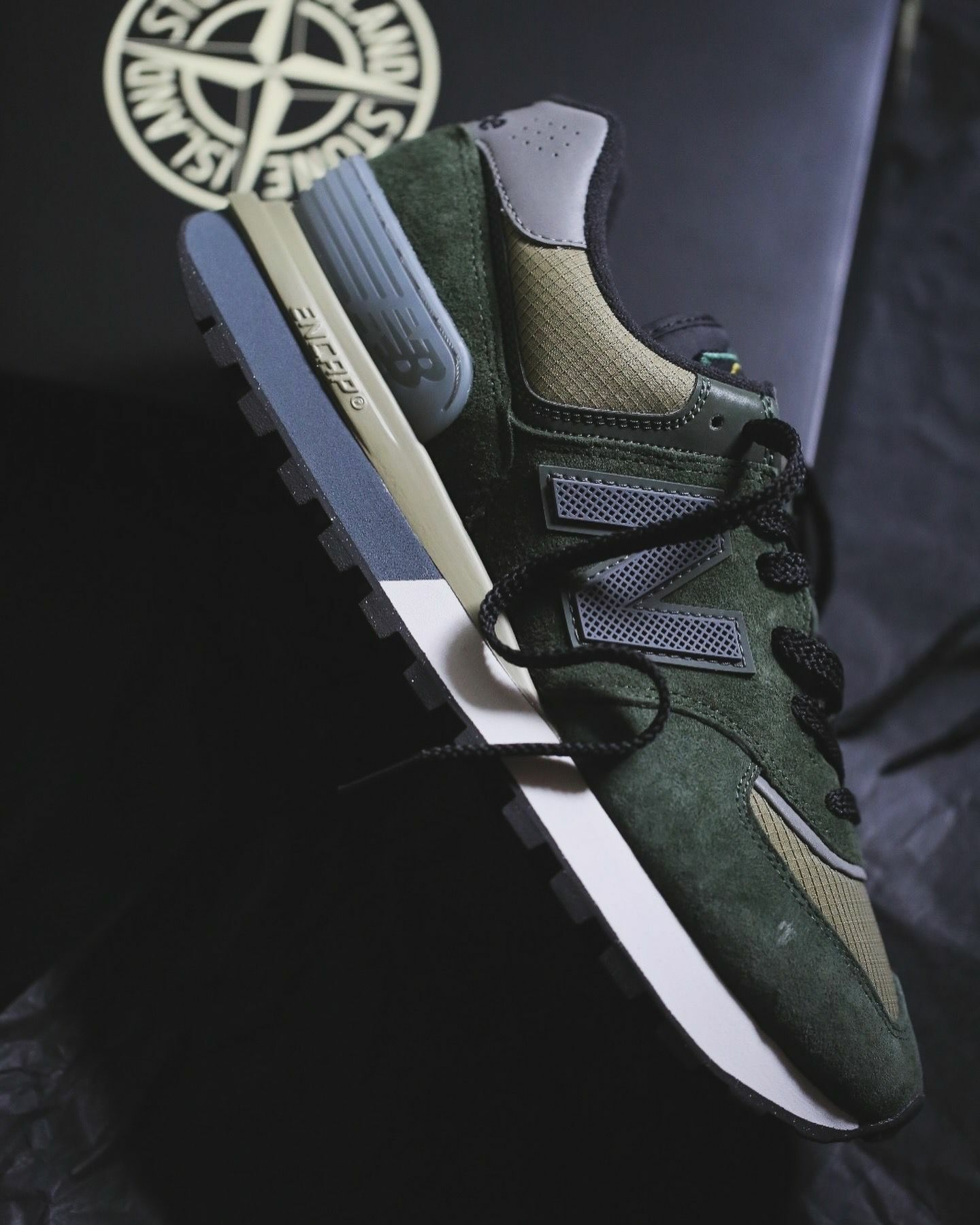 {現貨}  Stoneisland X New Balance Dark Green U574LGIL