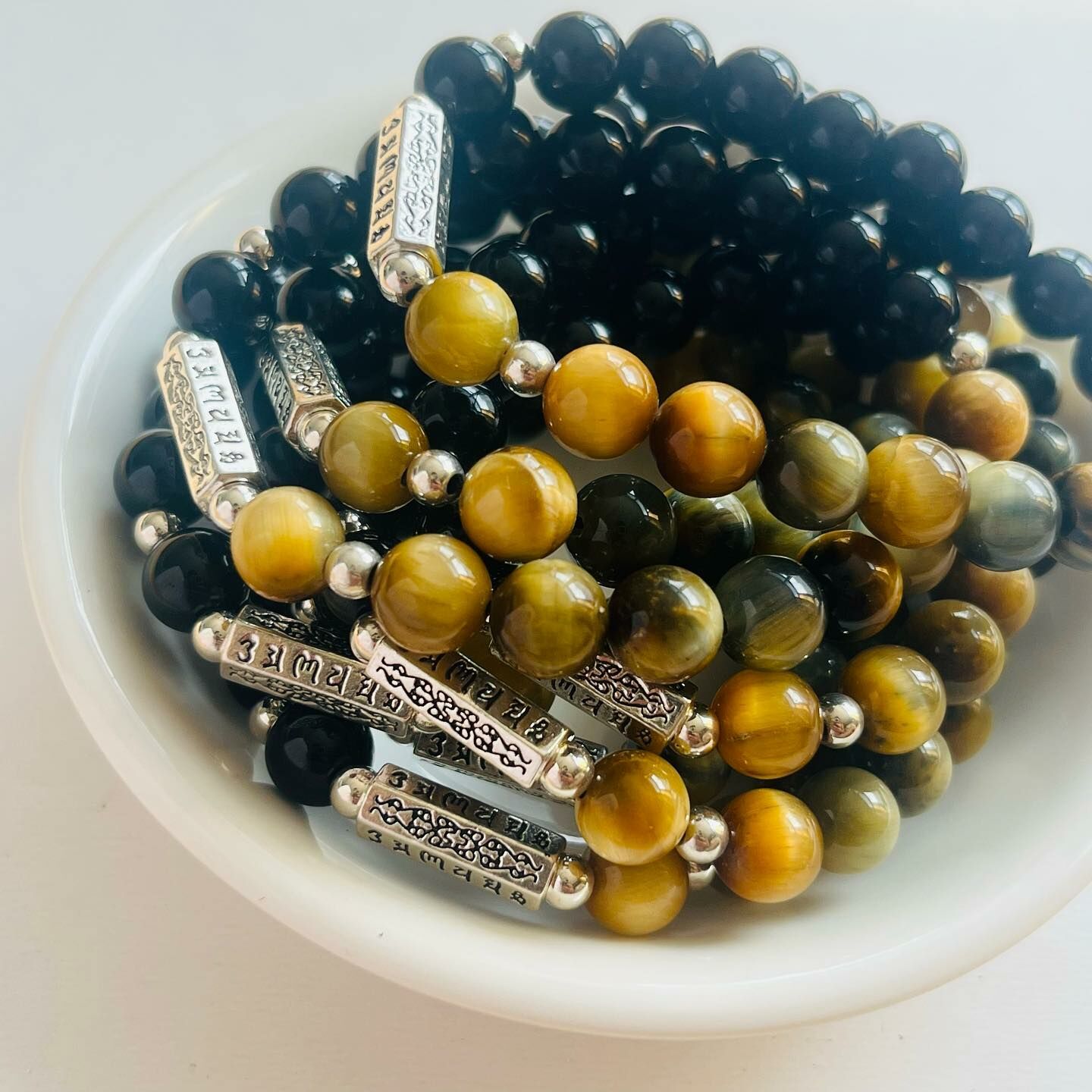 [原石]  六字箴言+黑曜石+玉化藍黃虎眼石 水晶手串