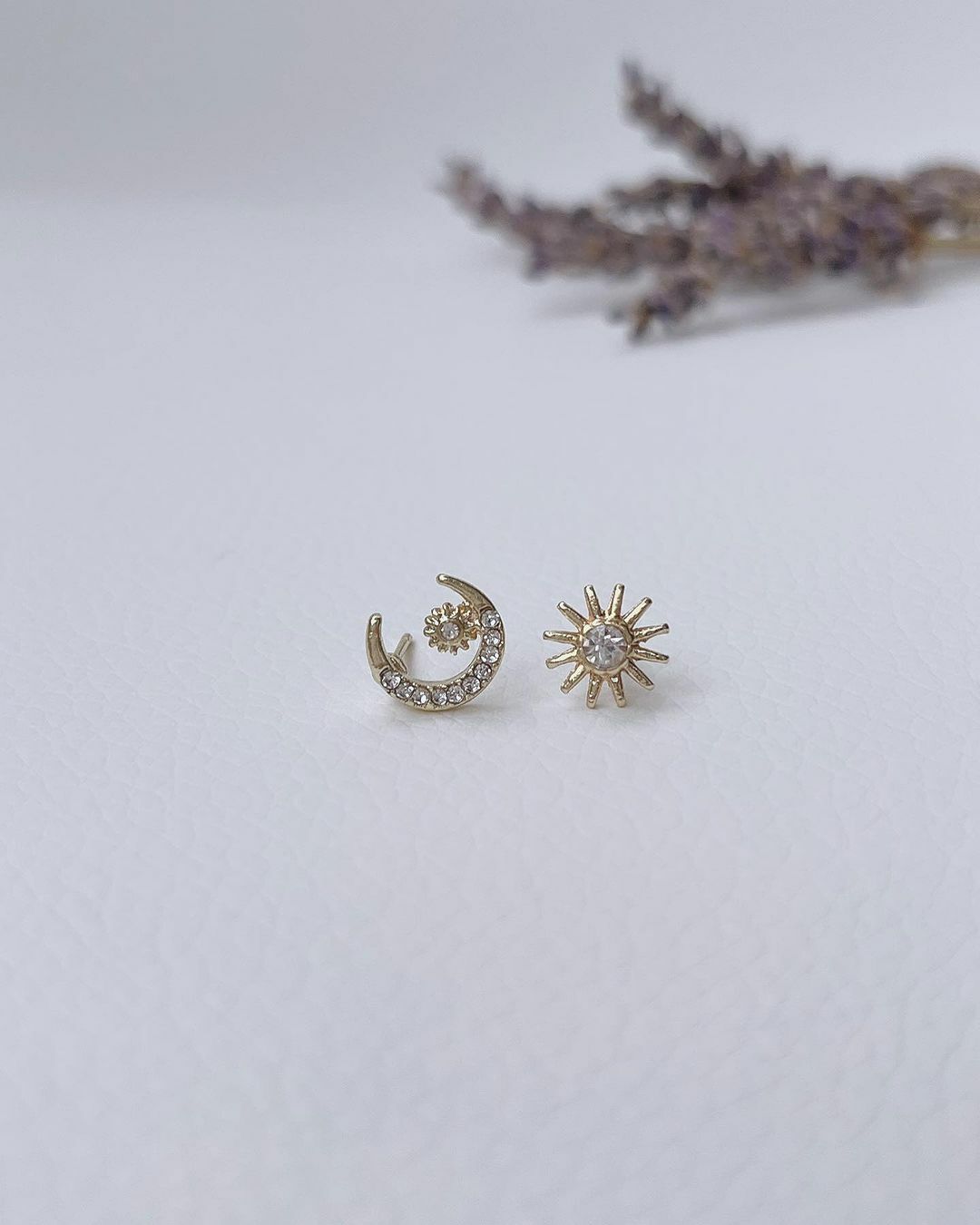 太陽星星月亮不對稱金色純銀耳環