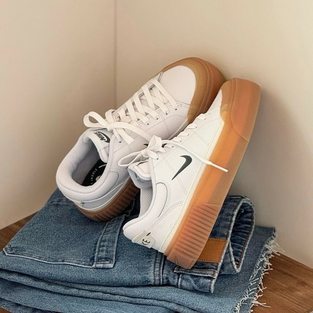 Nike Court Legacy Lift 全白 焦糖底 厚底 鬆糕鞋 皮革 膠底 增高