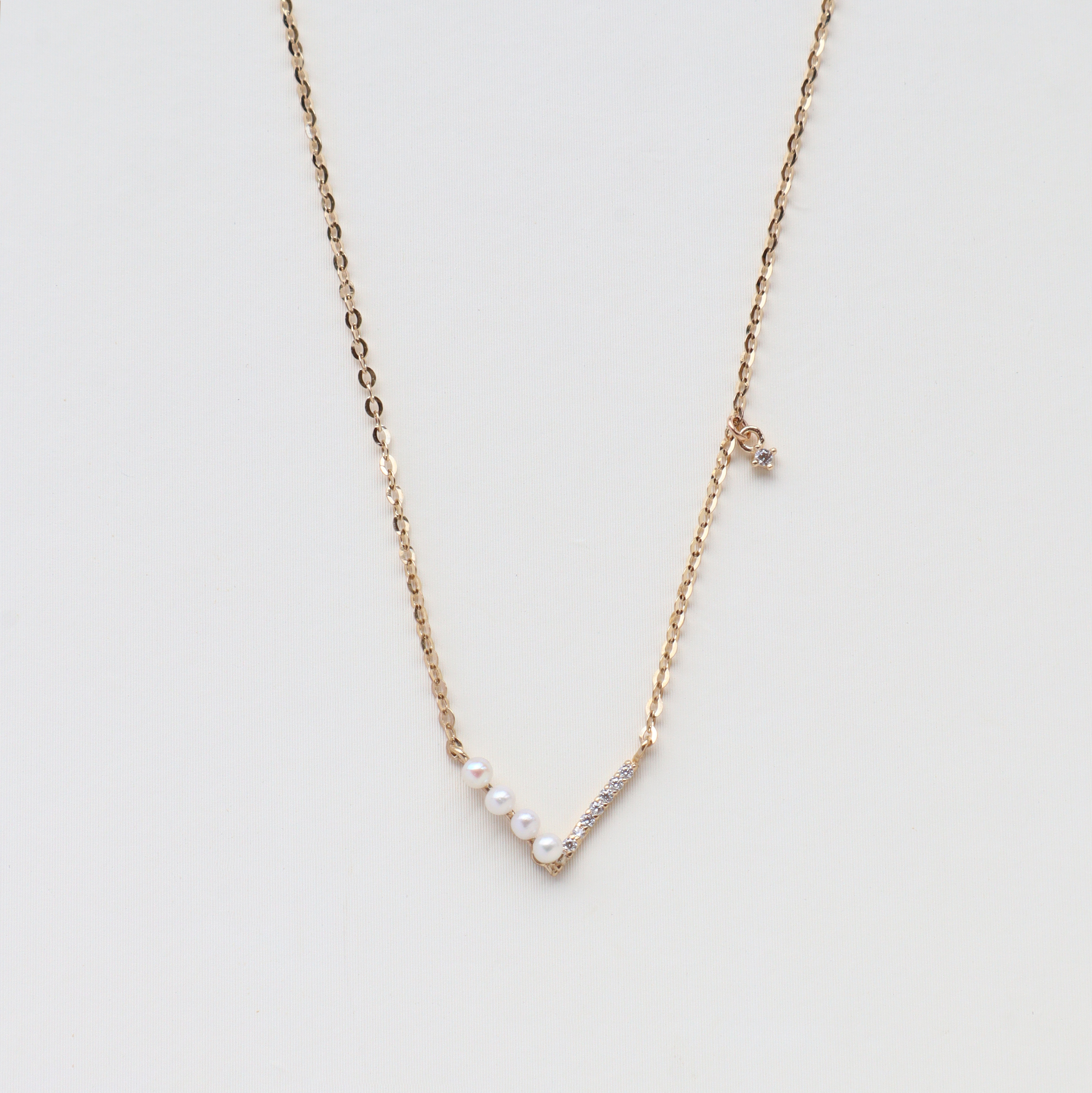 10K/V型微笑珍珠項鍊