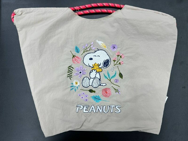 [S] LE.JUNEV SNOOPY NYLON TOTE BAG,BEIGE, SLJV181 (SLJV181)