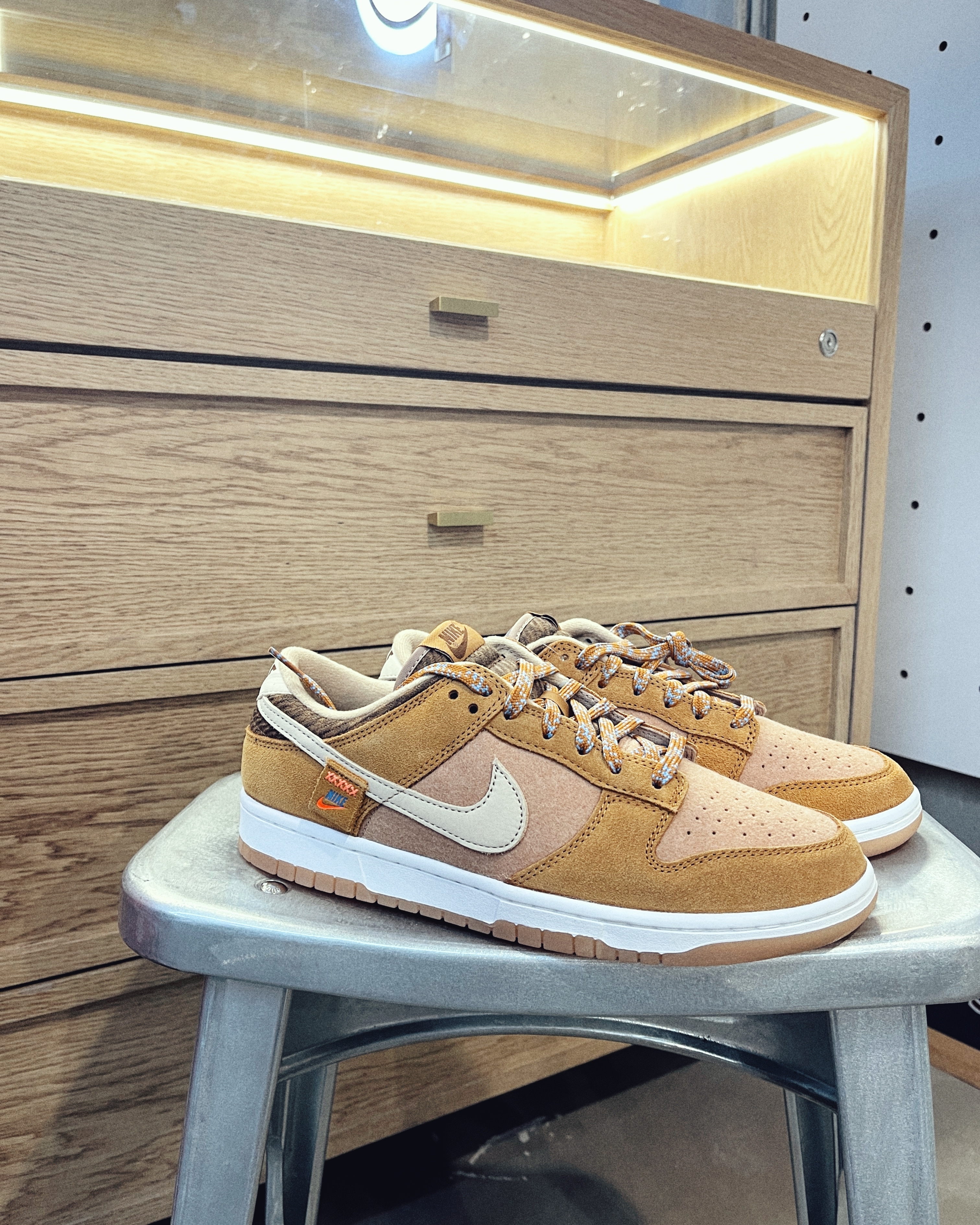 Nike Dunk Low SE Teddy Bear