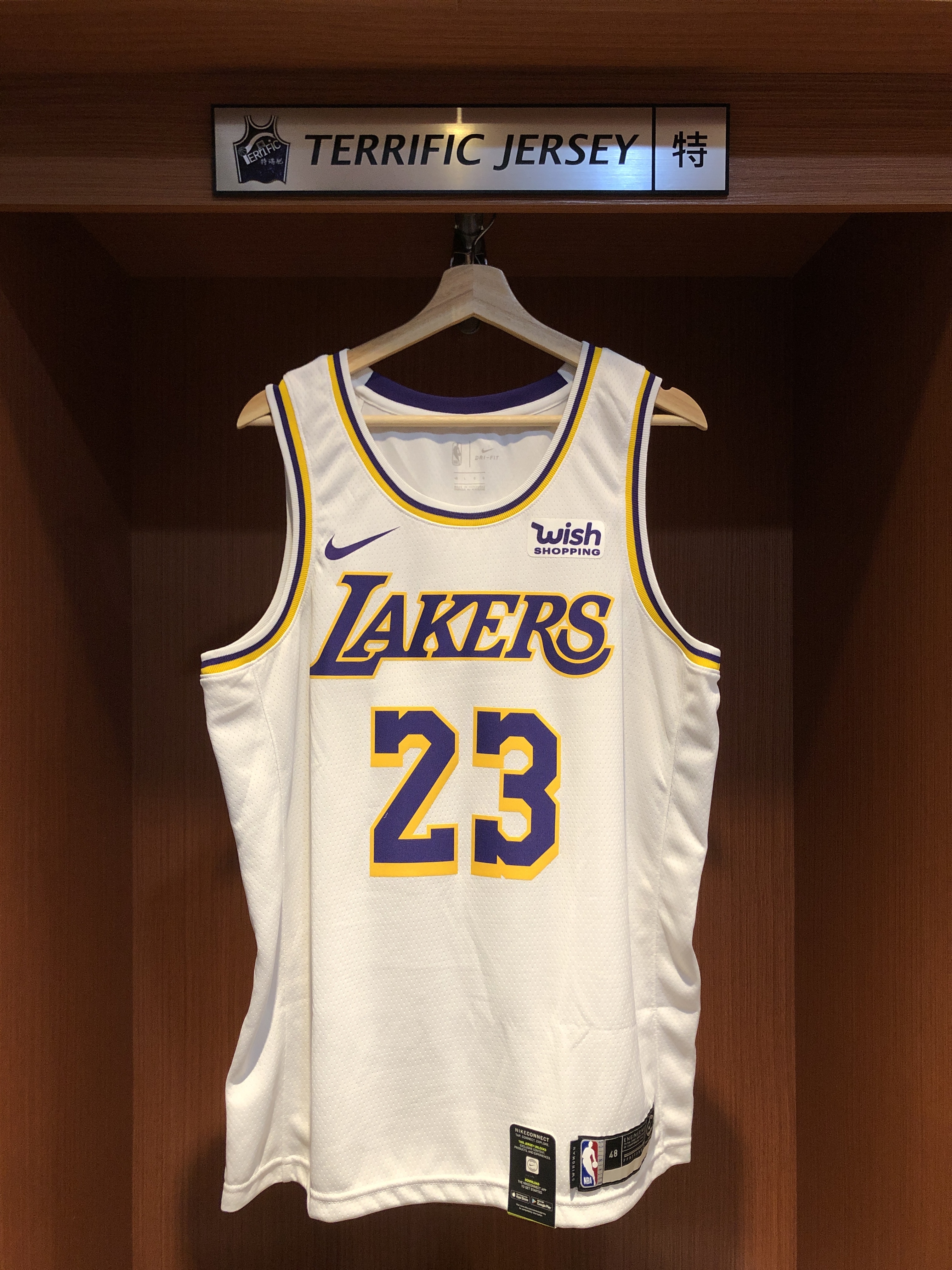 NBA球衣 Lebron James 洛杉磯湖人白 Association Nike Swingman 球迷版 熱轉印 含贊助商標 全新