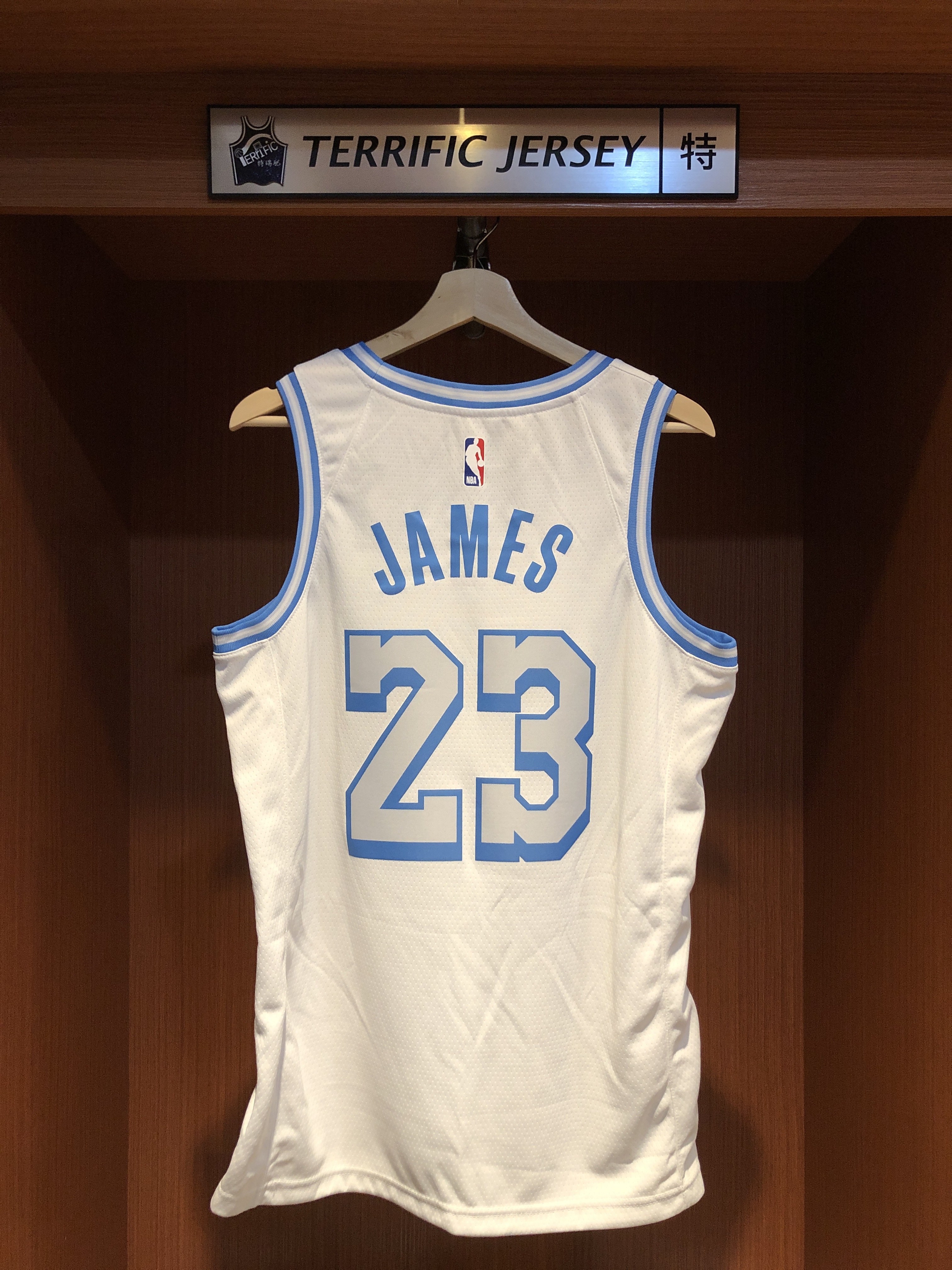 NBA球衣 Lebron James 洛杉磯湖人城市 白底水藍 City Nike Swingman 球迷版 熱轉印 含贊助商標 全新