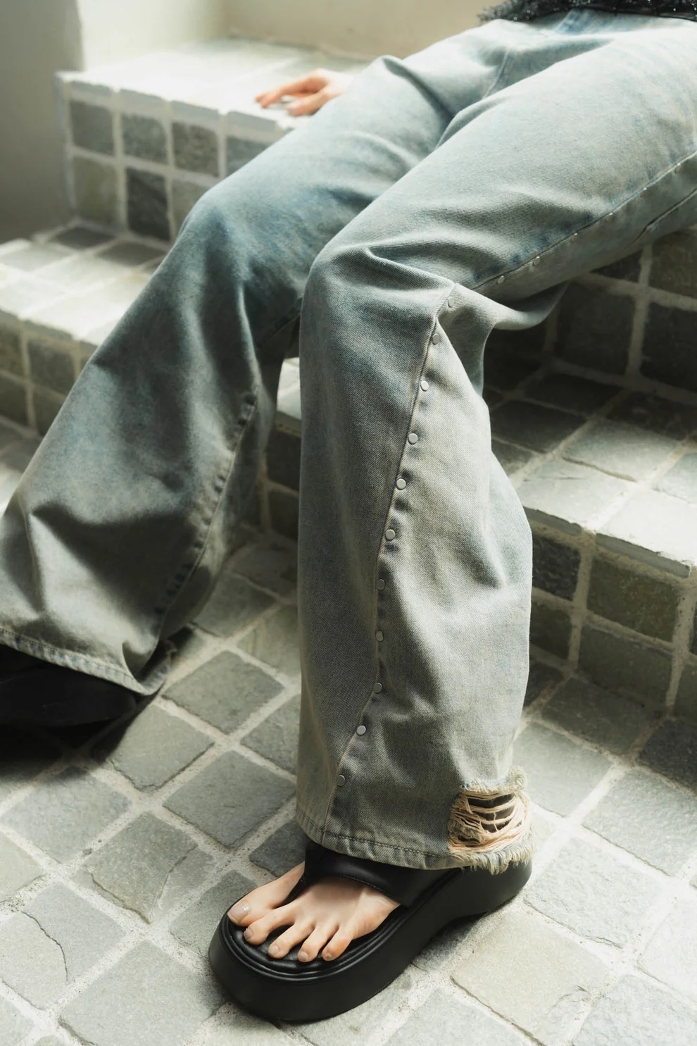 Knuth Marf - side line studs denim(unisex) / 2COLORS